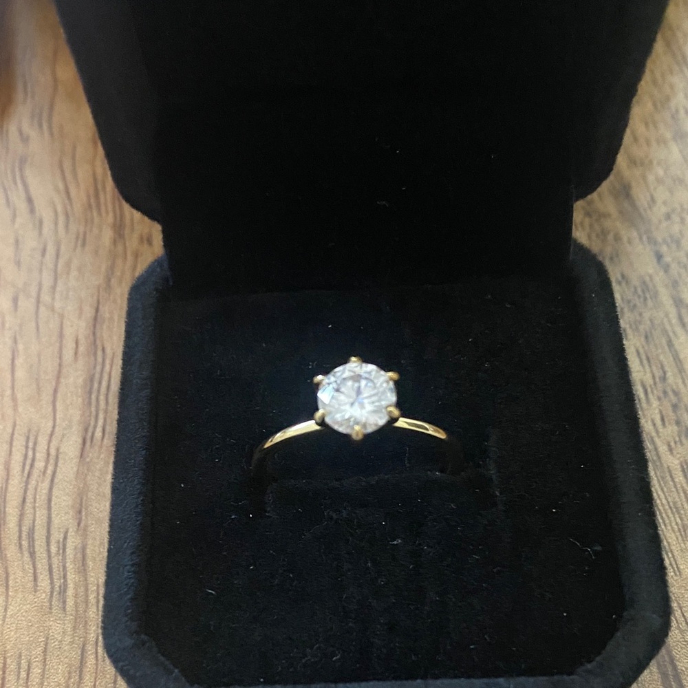 1 carat GRA certified Gold over silver & Moissanite Ring